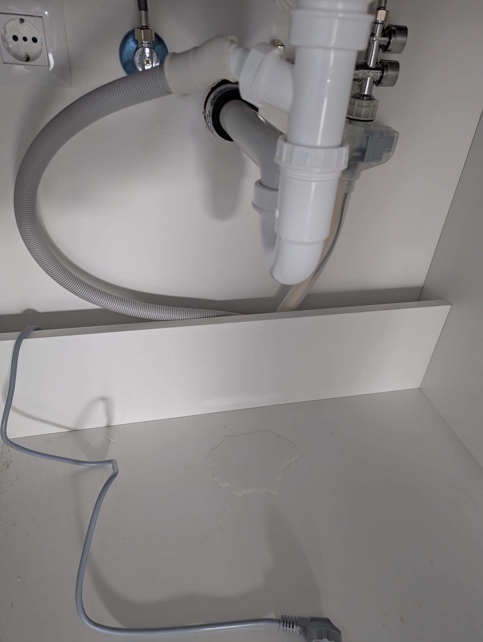 Sifon sudopera Zagreb – popravak curenja